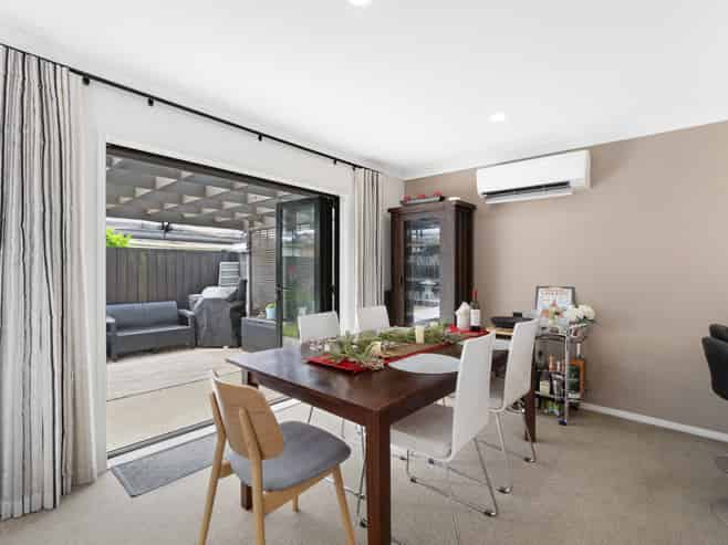 5 Carousel Crescent, East Tamaki Heights