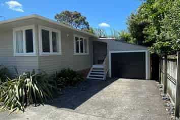 5 Beaufield Lane, Te Atatu Peninsula