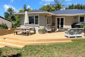 5 Beaufield Lane, Te Atatu Peninsula