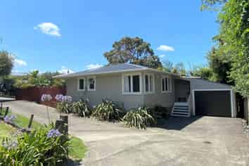 5 Beaufield Lane, Te Atatu Peninsula
