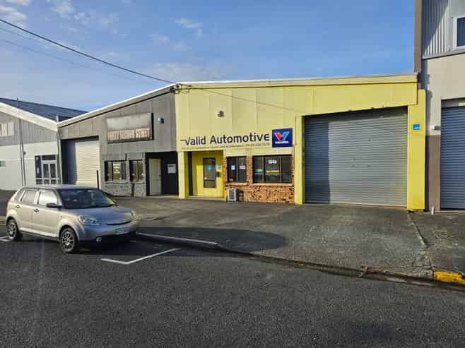 Passive Investment with Development Opportunity