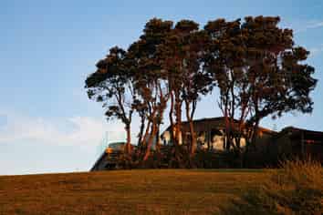 134 Lone Kauri Road, Karekare