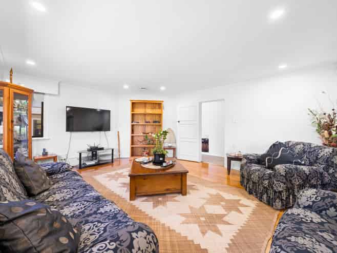 16 Hamilton Road, Papatoetoe