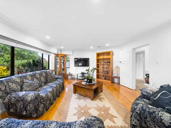 16 Hamilton Road, Papatoetoe