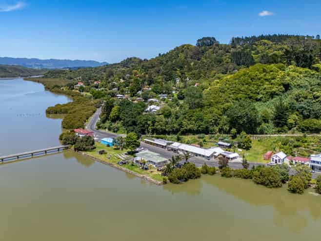 COASTAL INVESTMENT - KOHUKOHU STORE