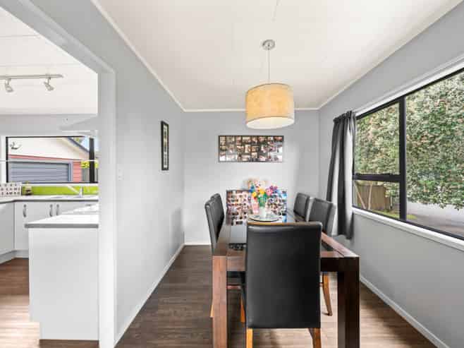 19 Rukumoana Place, Clendon Park