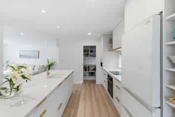 5a Hayley Grove, Papamoa Beach