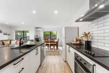 13B Roys Road, Parkvale