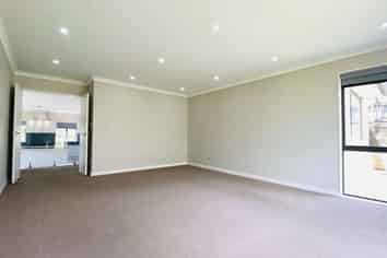 11 Penny Lane, Pukekohe