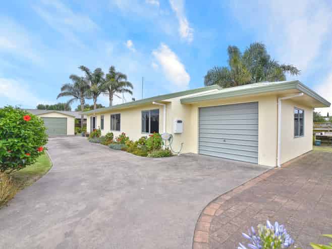 45 Kane Road, Papamoa Beach