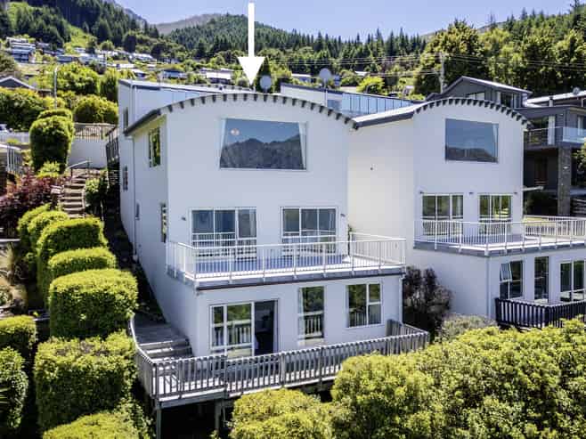 3B & C Strawberry Lane, Fernhill/Sunshine Bay