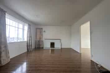 34 Sunnyfield Crescent, Glenfield