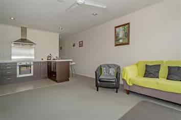 75/84-86 Albert St (Marina Park), Whitianga