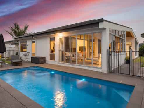 147 Koutunui Road, Athenree