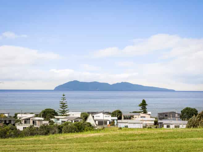 147 Koutunui Road, Athenree