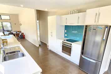  108 Totara Place, Matarangi