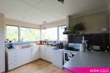 238 Kenmure Road, Kenmure