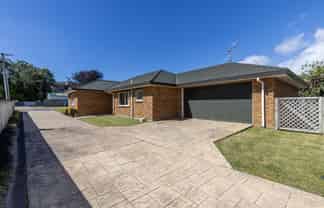 22 Kowhai Grove, Raumati Beach