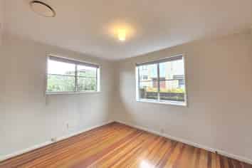 174 Barrack Road, Mount Wellington