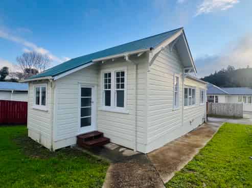1297 Rings Road, Coromandel