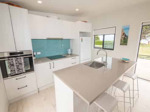 7 Fairwinds Place, Hihi