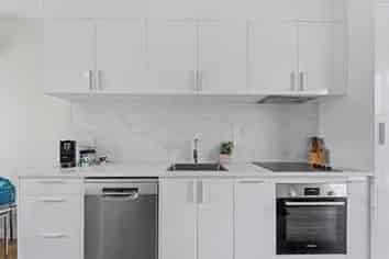 7/8 Bagnall Avenue, Point England