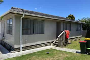 8A Quintal Place, Papatoetoe