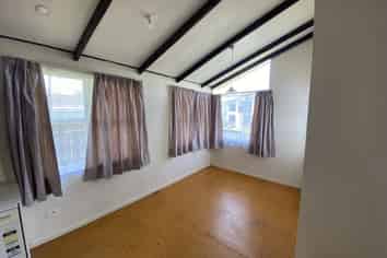 27 Royal Arch Place, Rosehill