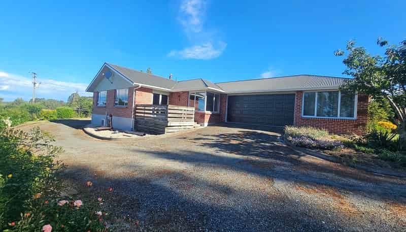 88 Howell Road, Totara Valley