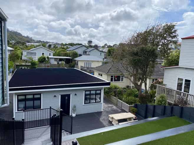 23 Aplin Terrace, Ngaio