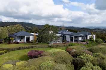 30 Rataroa Road, Miranda