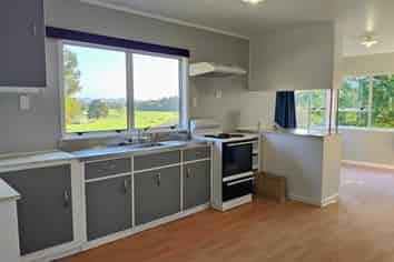 1943  State Highway One , Whakapara