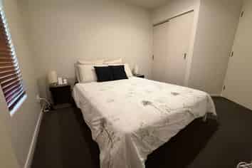 2/220 Thorndon Quay, Pipitea