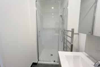 327 Glengarry Road, Glen Eden