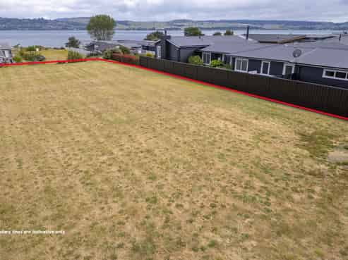 24 Kurapoto Lane, Rainbow Point