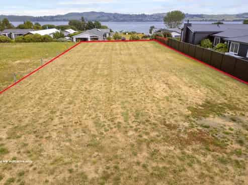 24 Kurapoto Lane, Rainbow Point