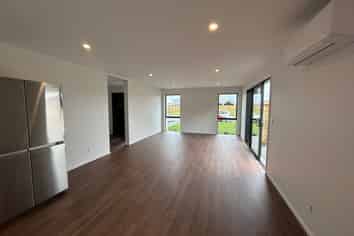 18 Lorenzos Lane, Halswell