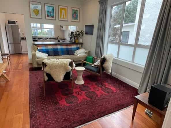 25 Luxford Street, Berhampore