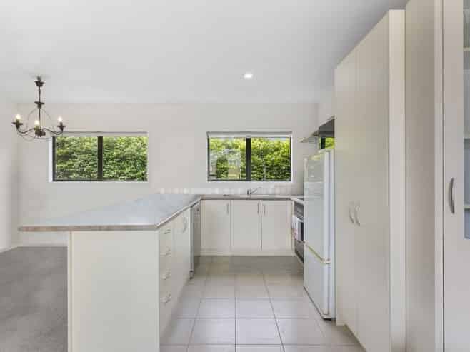330B East Coast Road, Forrest Hill