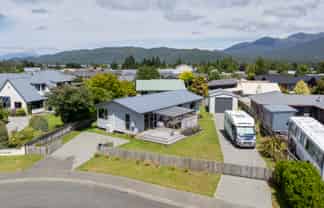 6 Melland Place, Te Anau