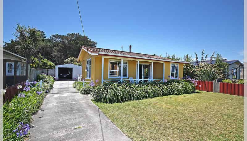 9 Dewe Terrace, FOXTON BEACH