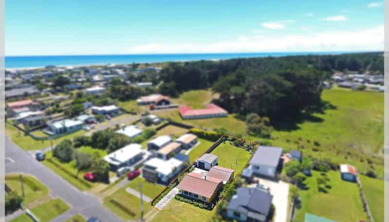 9 Dewe Terrace, FOXTON BEACH