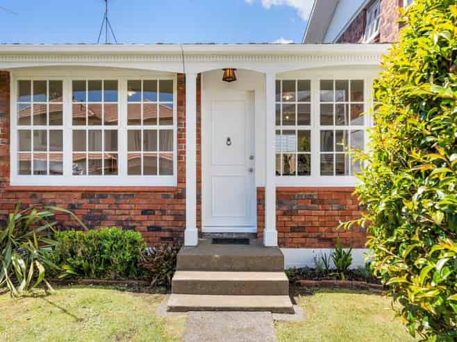 2/13 King Edwards Avenue, Epsom