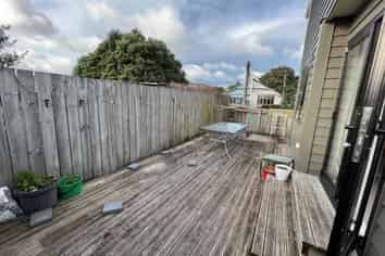 44 Stoke Street, Newtown