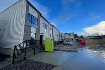 3/27 Wentworth Avenue, Papatoetoe