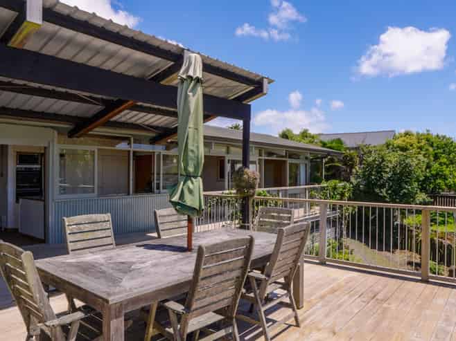 12 Park Drive, Raglan