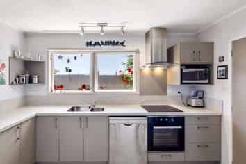 2/800 Willowpark Road South, Akina