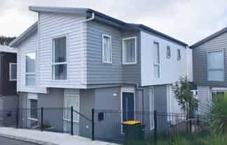 37A/90 Makamaka Lane, Albany