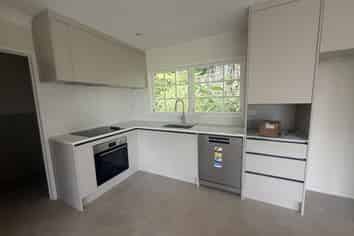 82 Woodlands Crescent , Browns Bay