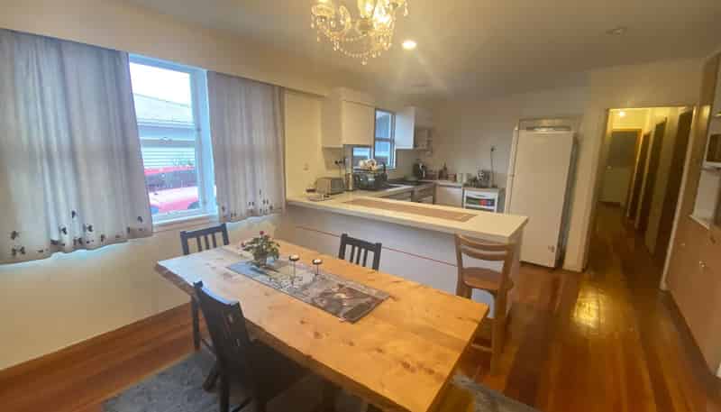 211 Omata Road, Spotswood